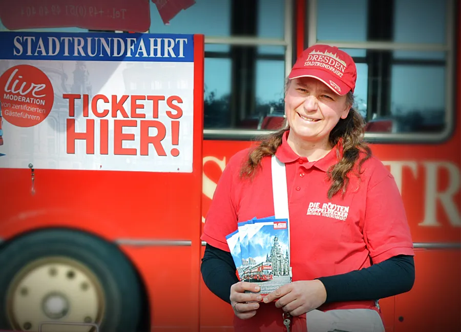 Kerstin - Verkäuferin bei der Stadtrundfahrt Dresden