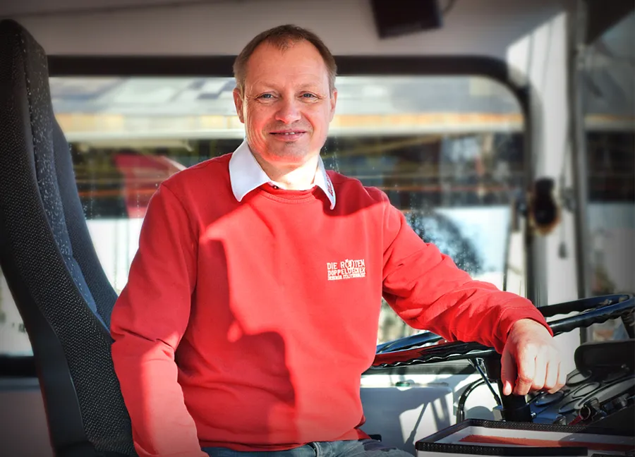 Rico - Busfahrer bei der Stadtrundfahrt Dresden